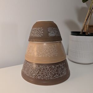 Vintage Pyrex Woodland Mixing Bowls 403